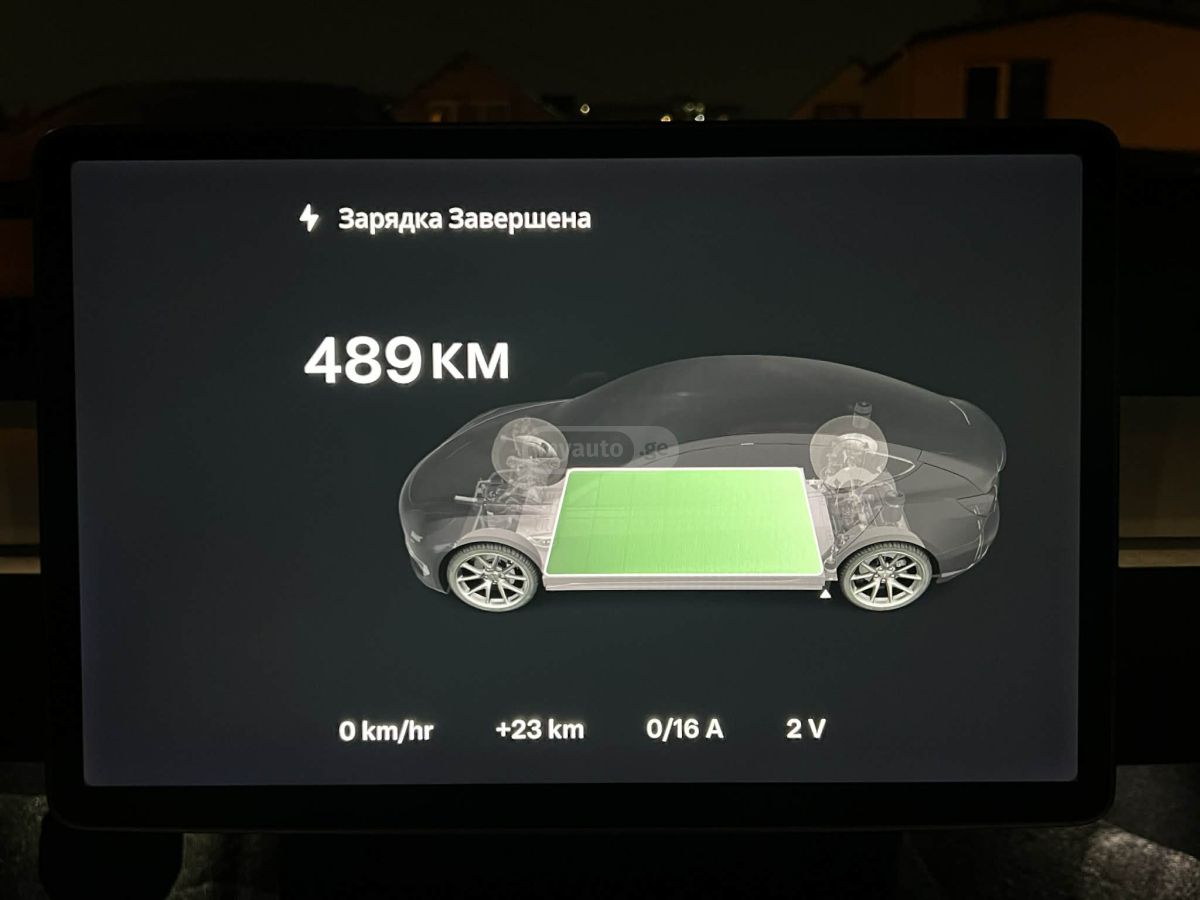 Tesla Model 3 - фото 4