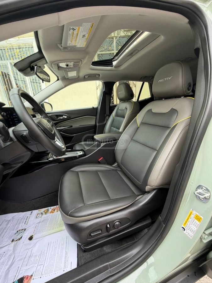 Chevrolet Trax ACTIV Front Wheel Drive Automa 2024 — миниатюра 12