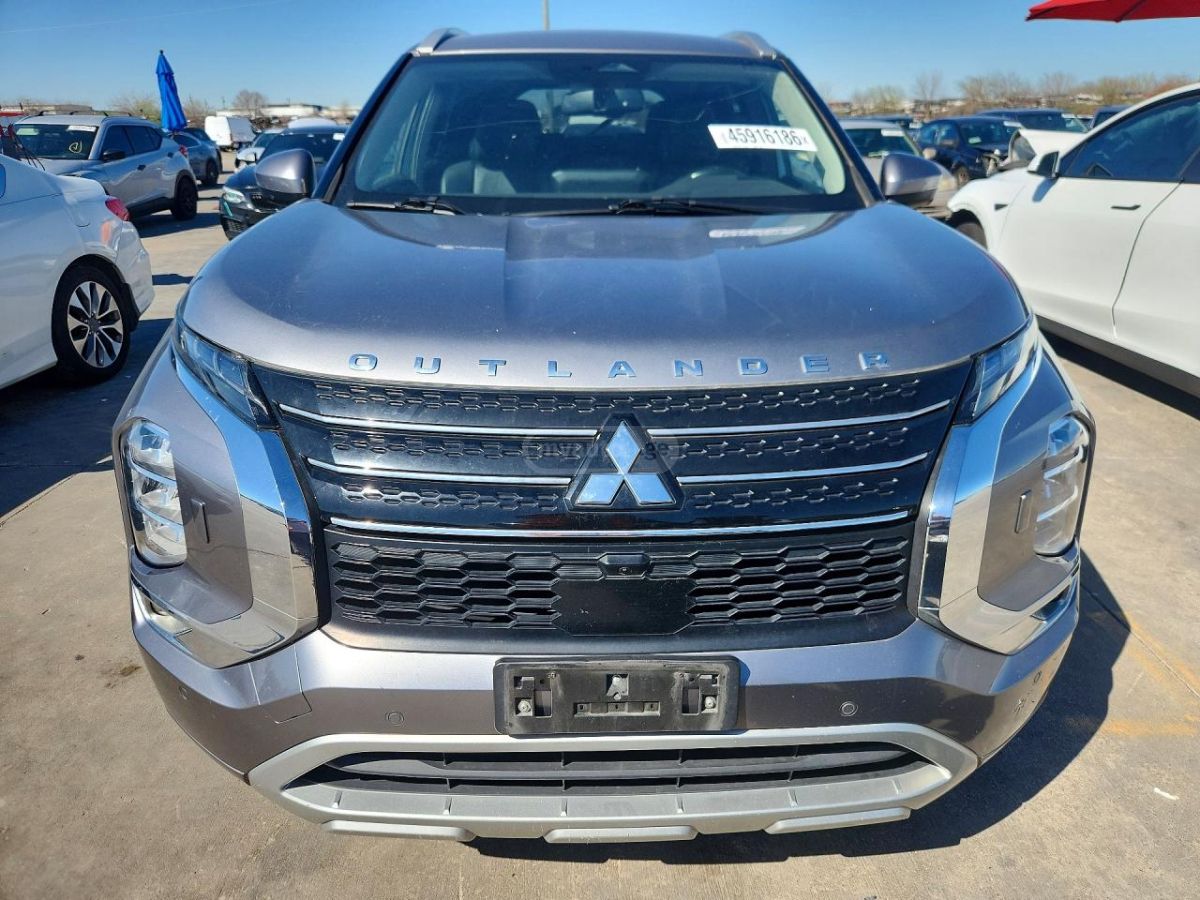 Mitsubishi Outlander - фото 5