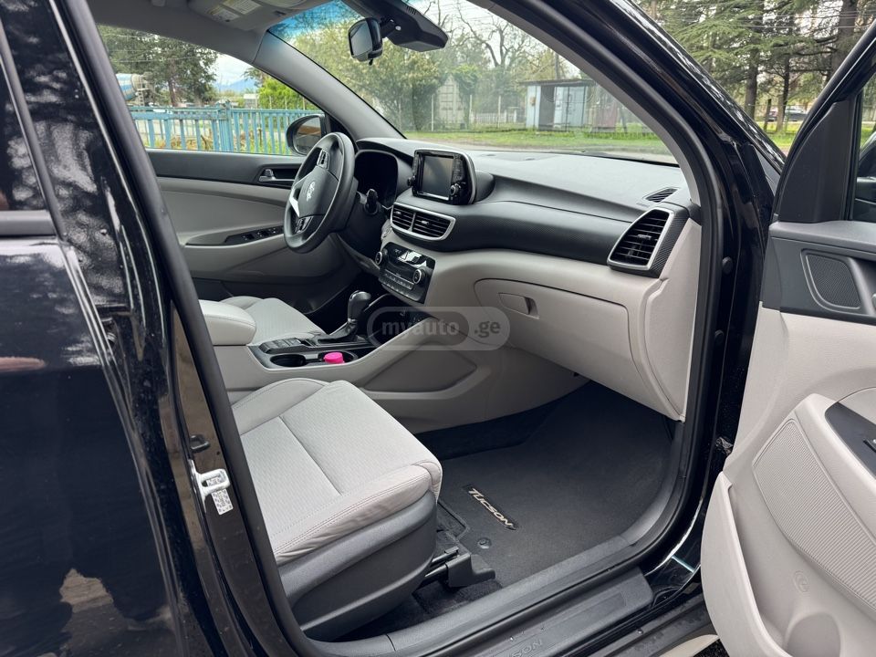 Hyundai Tucson - фото 8