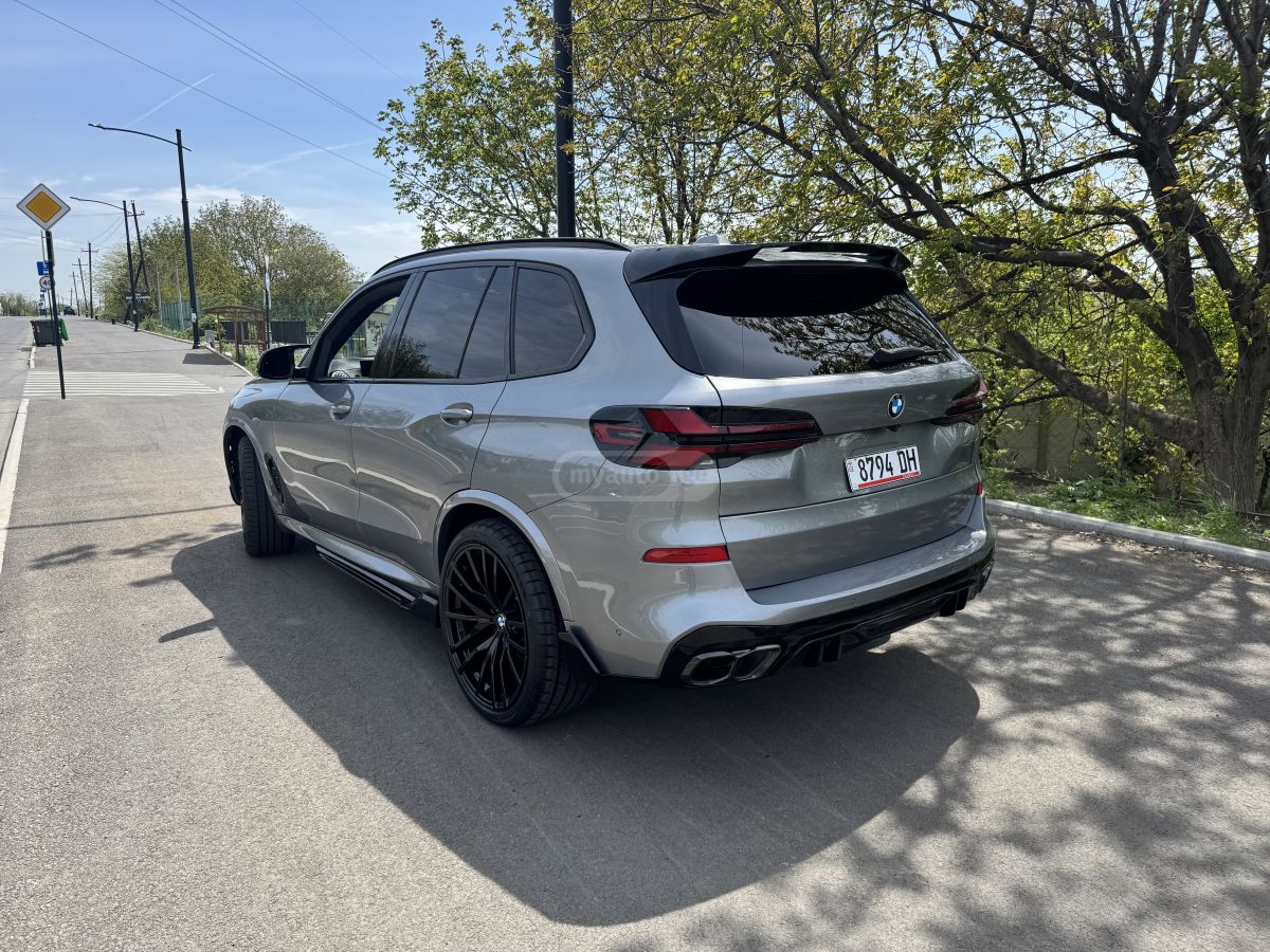 BMW X5 - фото 4