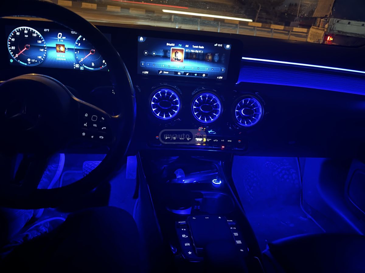 Mercedes-Benz CLA 250 - фото 13