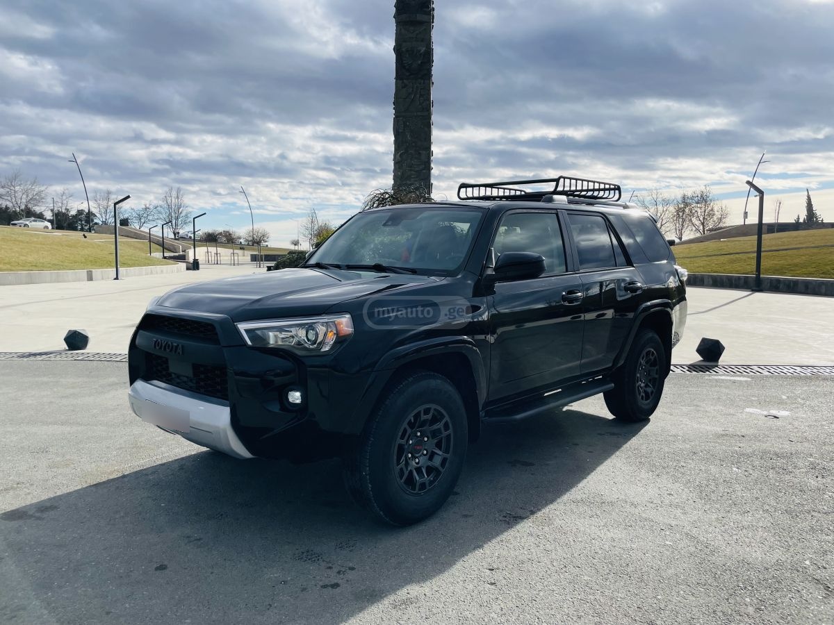 Toyota 4 Runner - фото 2