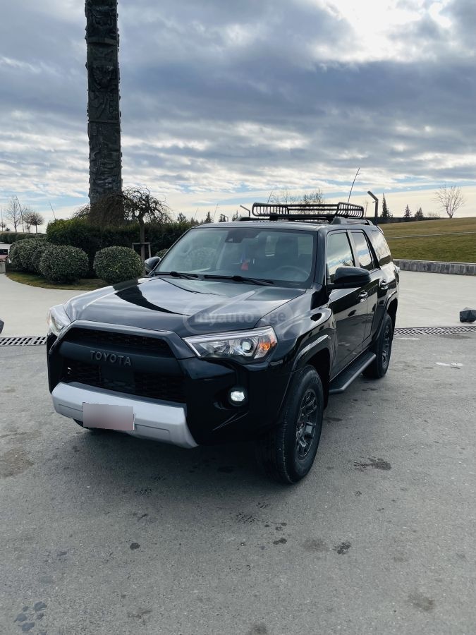 Toyota 4 Runner - фото 5