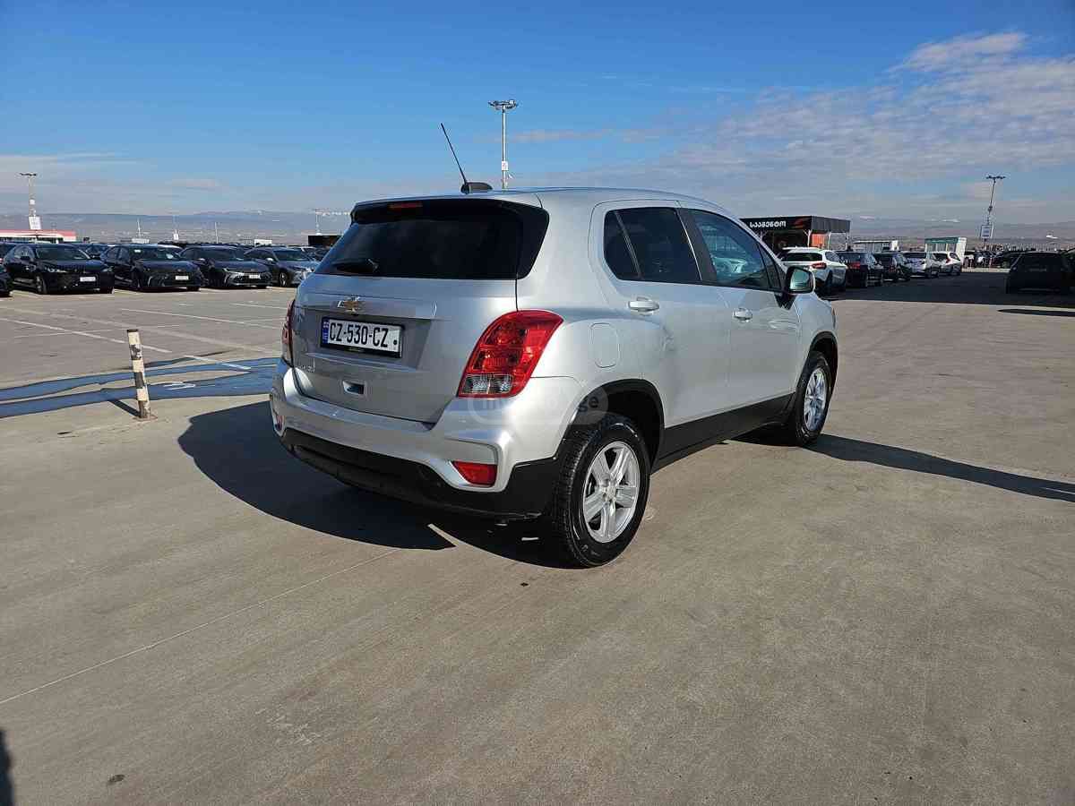 Chevrolet Trax - фото 4