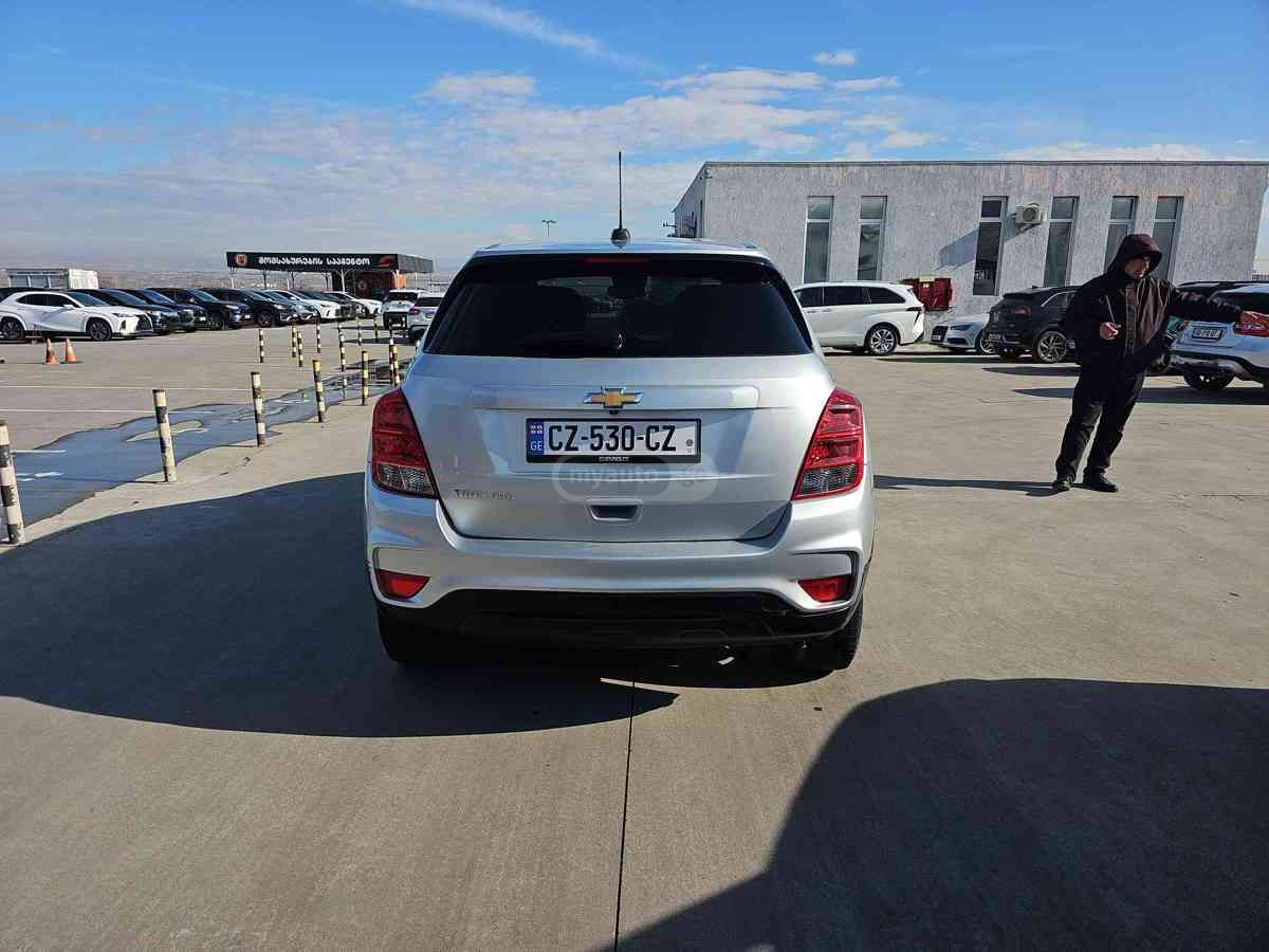 Chevrolet Trax - фото 5
