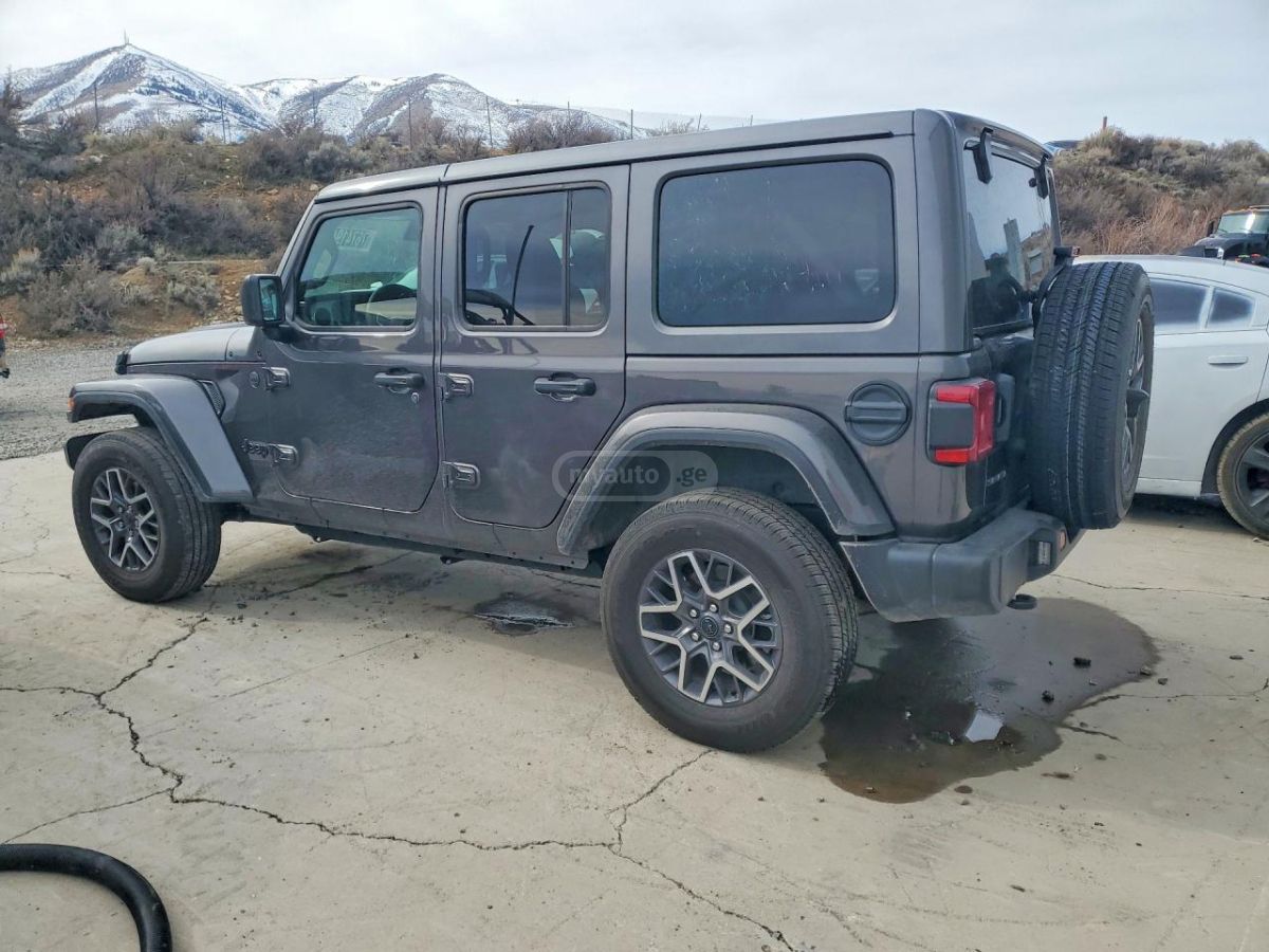 Jeep Wrangler - фото 2