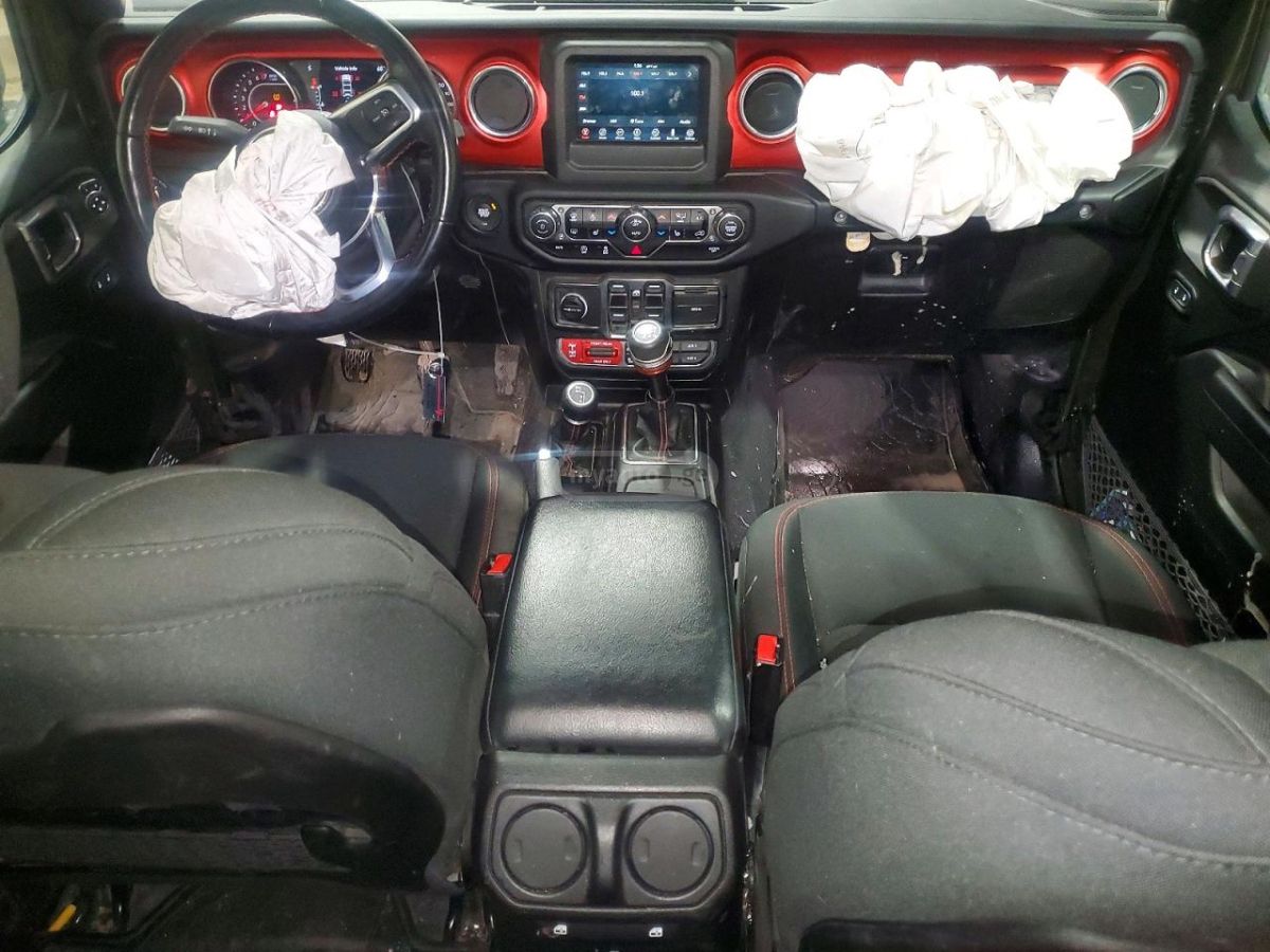 Jeep Wrangler - фото 8