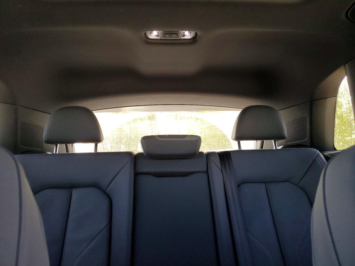 Audi Q3 - фото 10