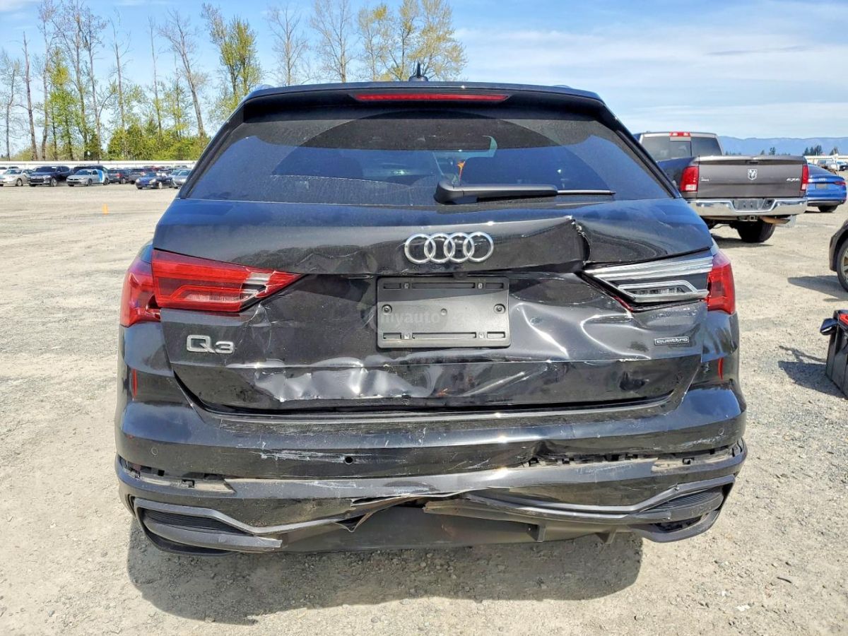 Audi Q3 - фото 6