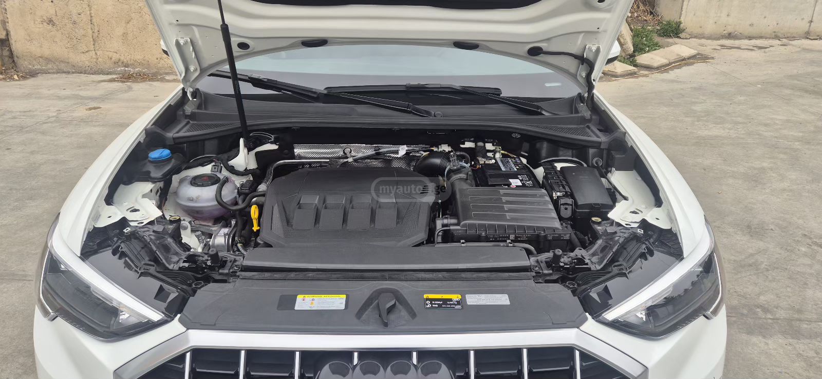 Audi Q3 - фото 11