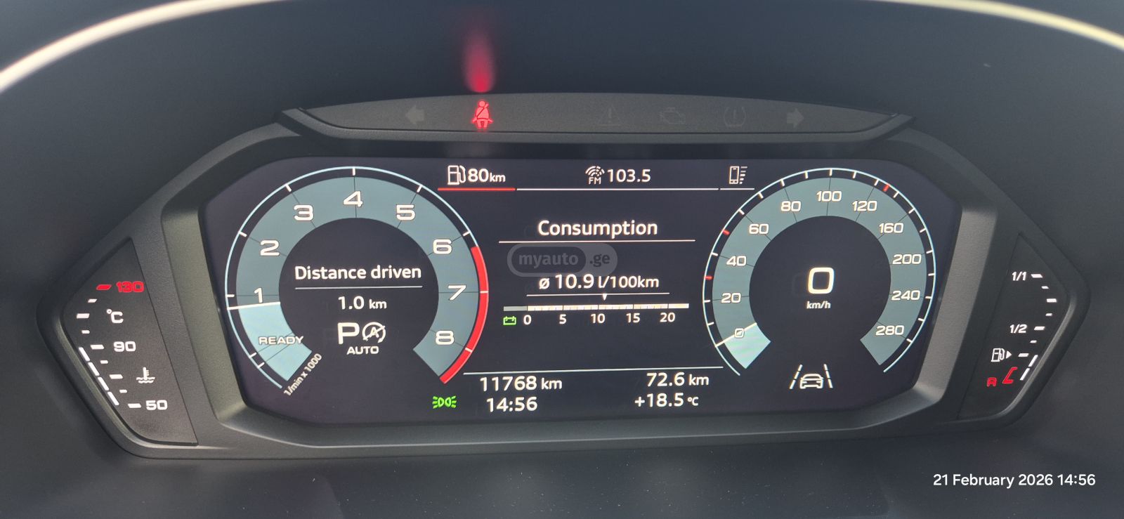Audi Q3 - фото 13