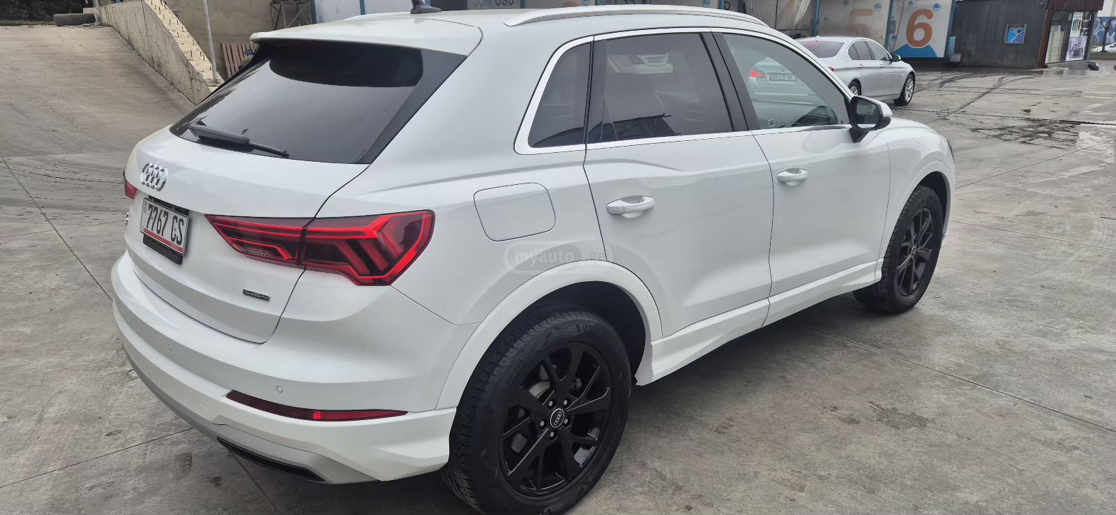 Audi Q3 - фото 4