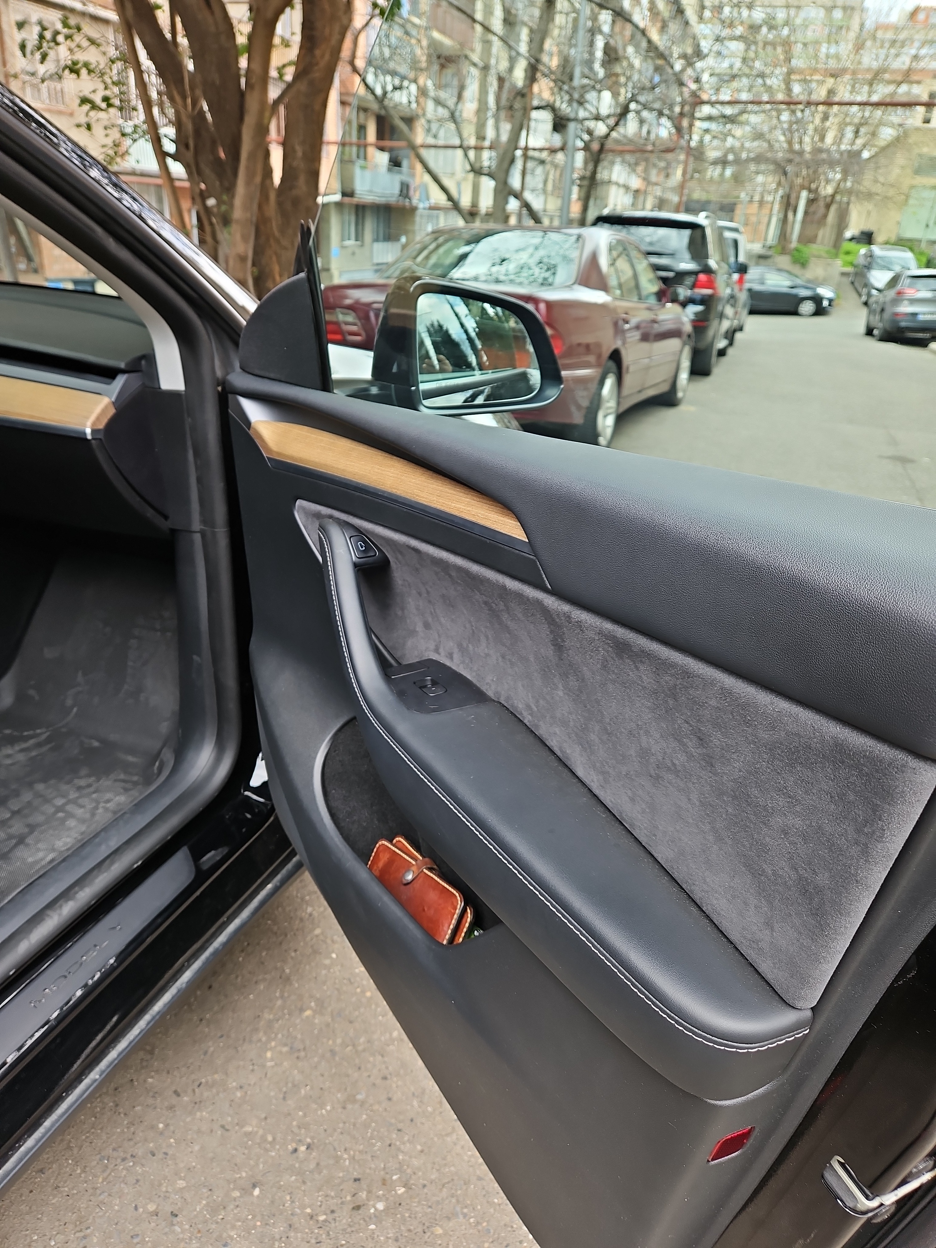 Tesla Model Y - фото 9