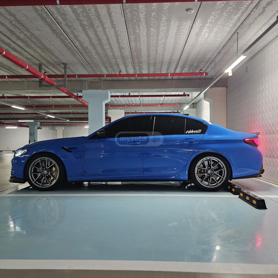 BMW M5 - фото 5