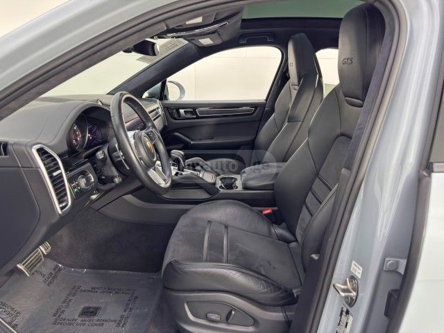 Porsche Cayenne - фото 12