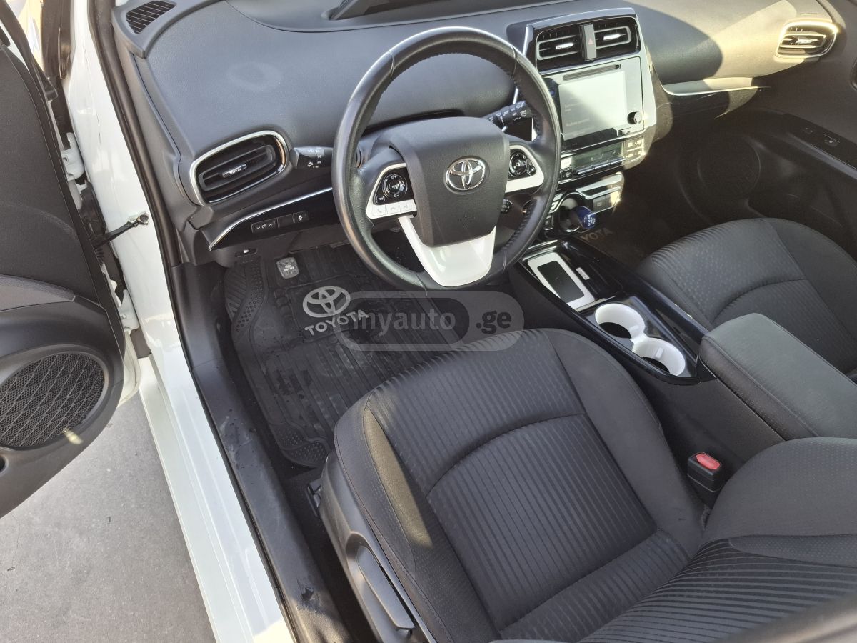Toyota Prius - фото 11