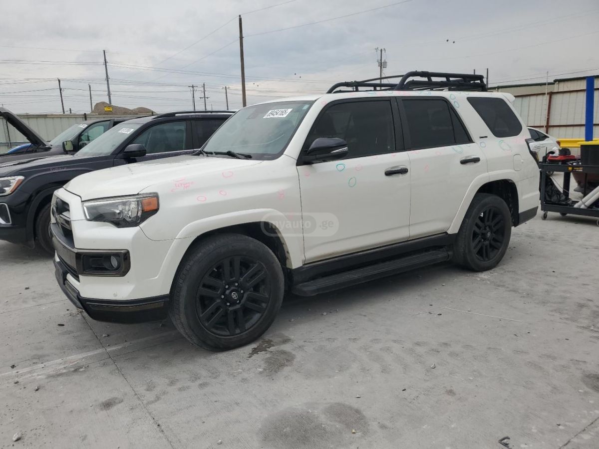 Toyota 4 Runner - фото 1