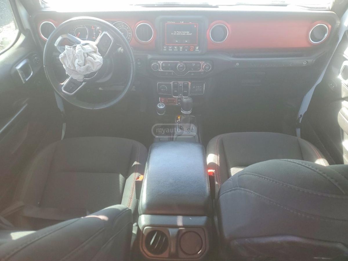 Jeep Wrangler - фото 8