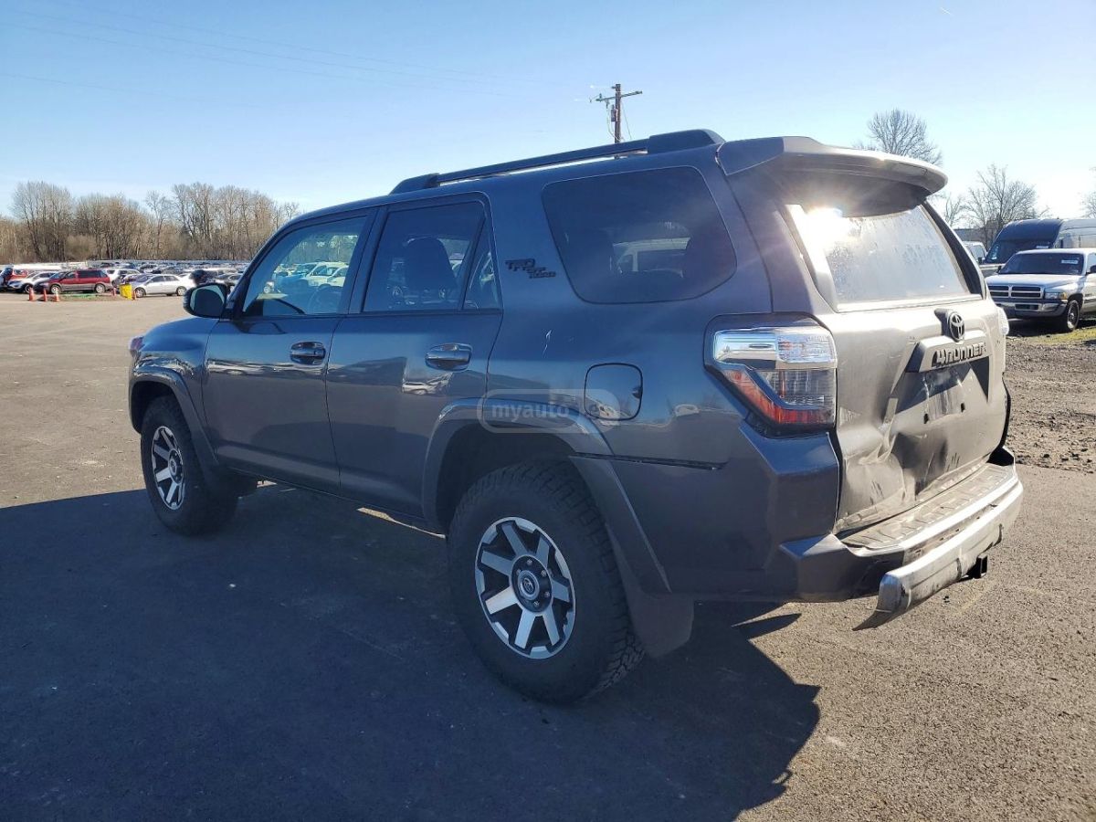 Toyota 4 Runner - фото 2