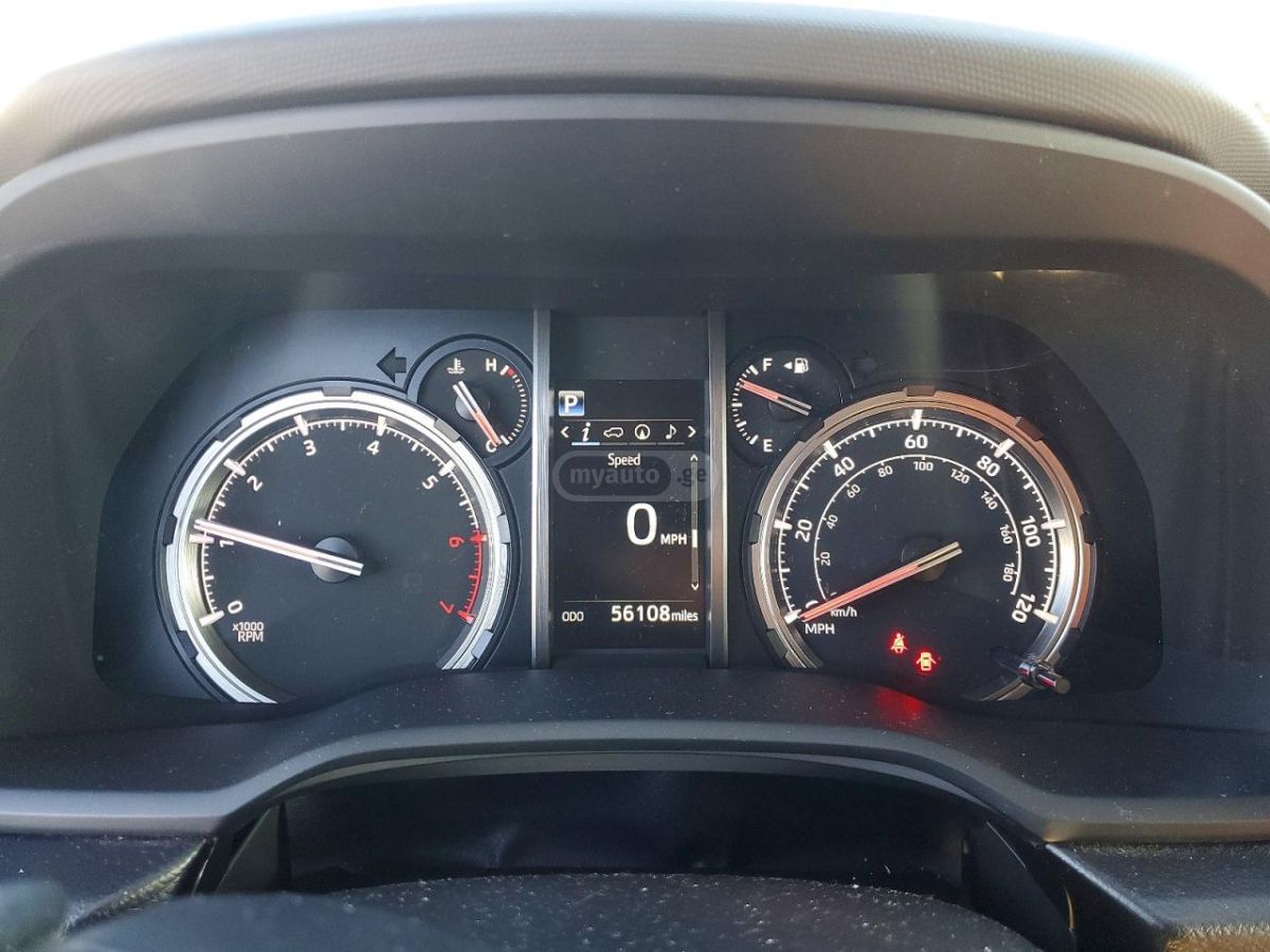 Toyota 4 Runner - фото 9