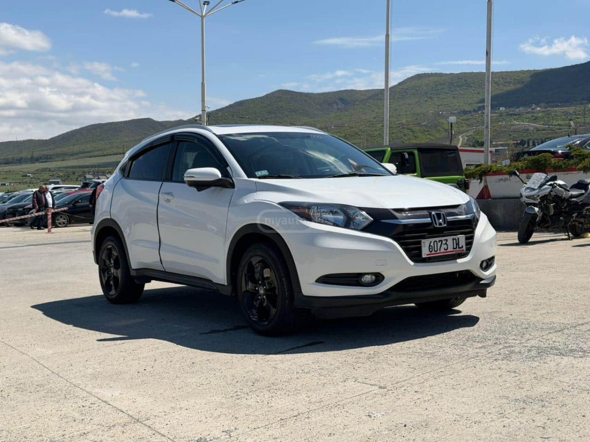 Honda HR-V - фото 1