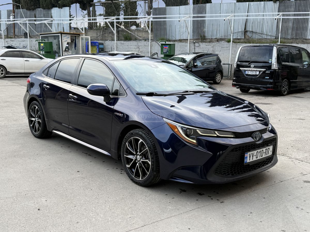 Toyota Corolla - фото 2