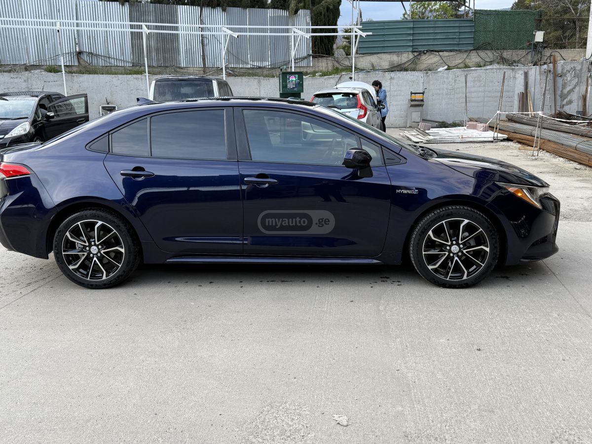 Toyota Corolla - фото 3