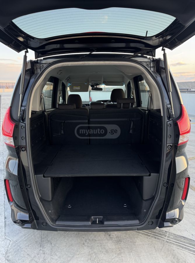 Honda Freed - фото 11