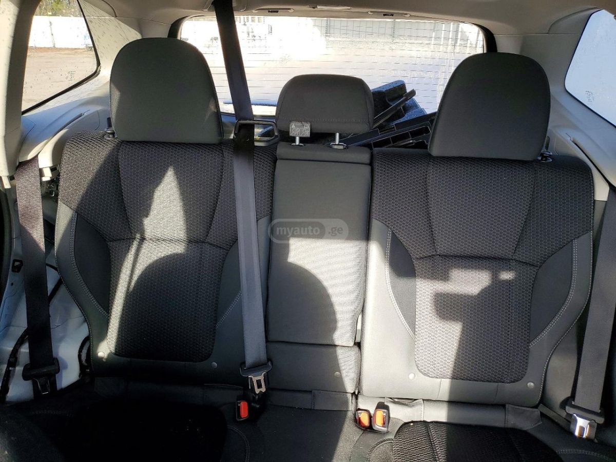 Subaru Forester - фото 10