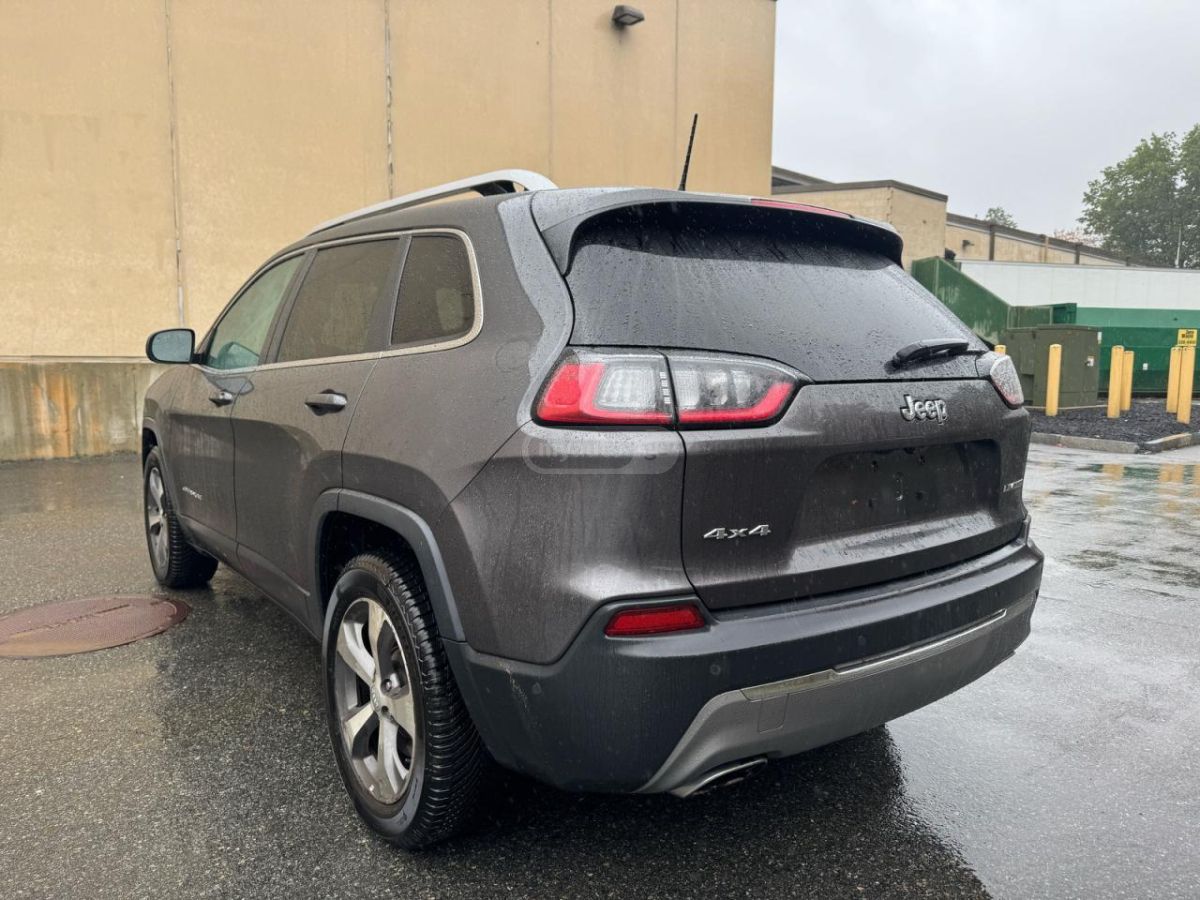 Jeep Cherokee - фото 11