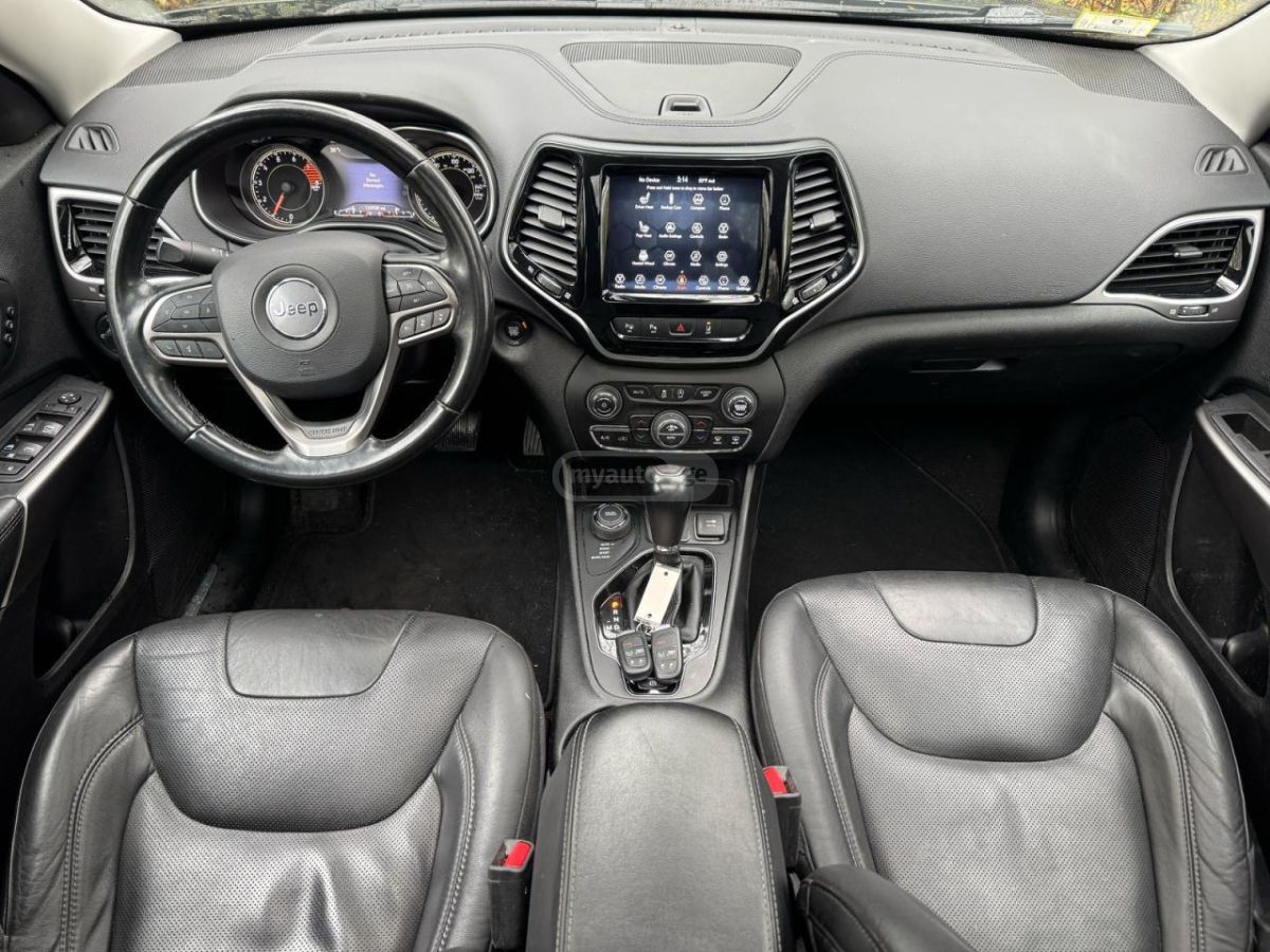 Jeep Cherokee - фото 14
