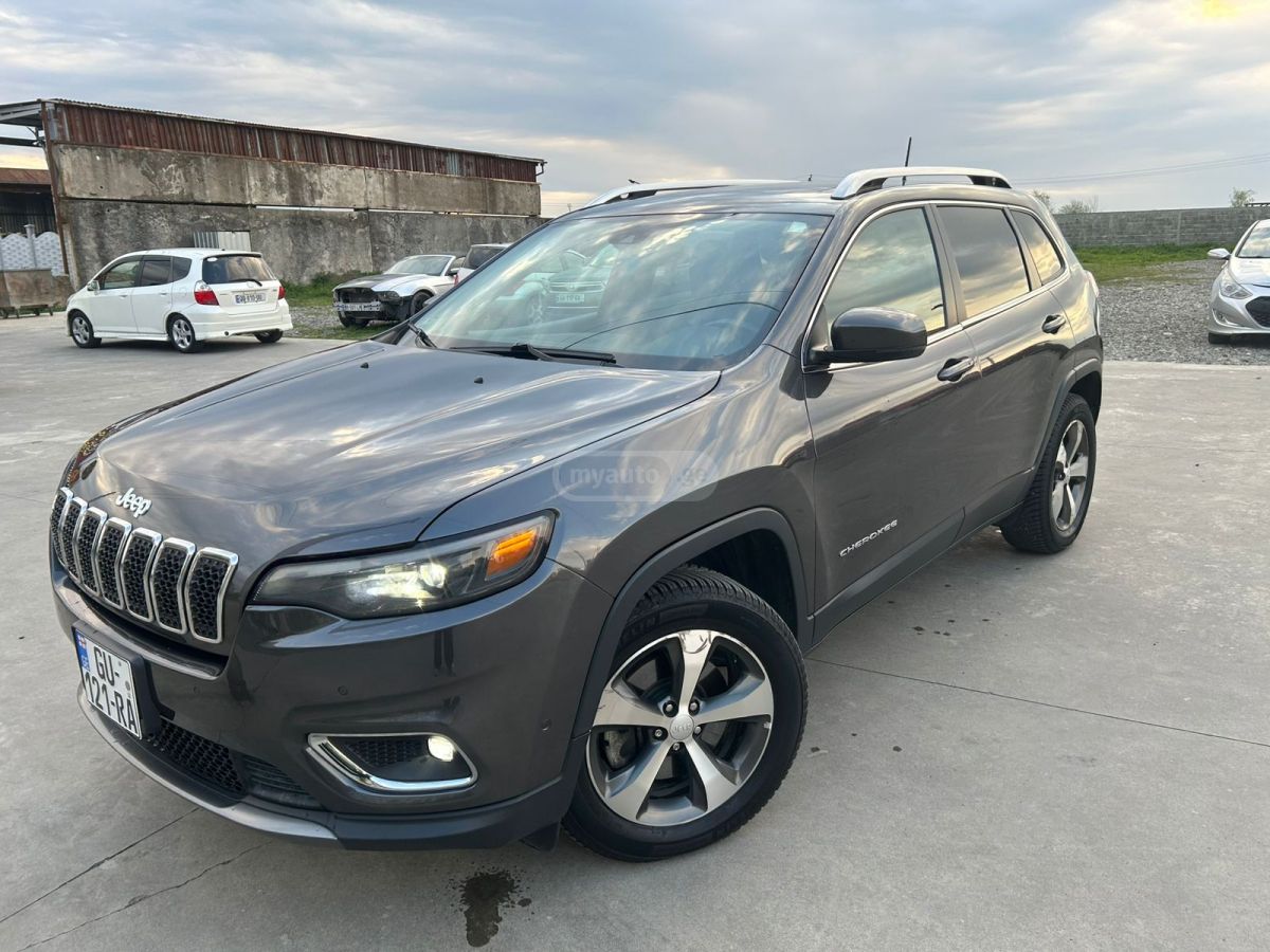 Jeep Cherokee - фото 7