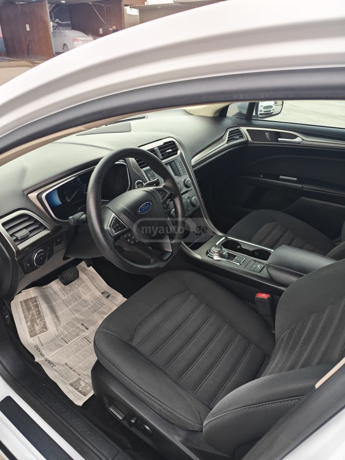 Ford Fusion - фото 13