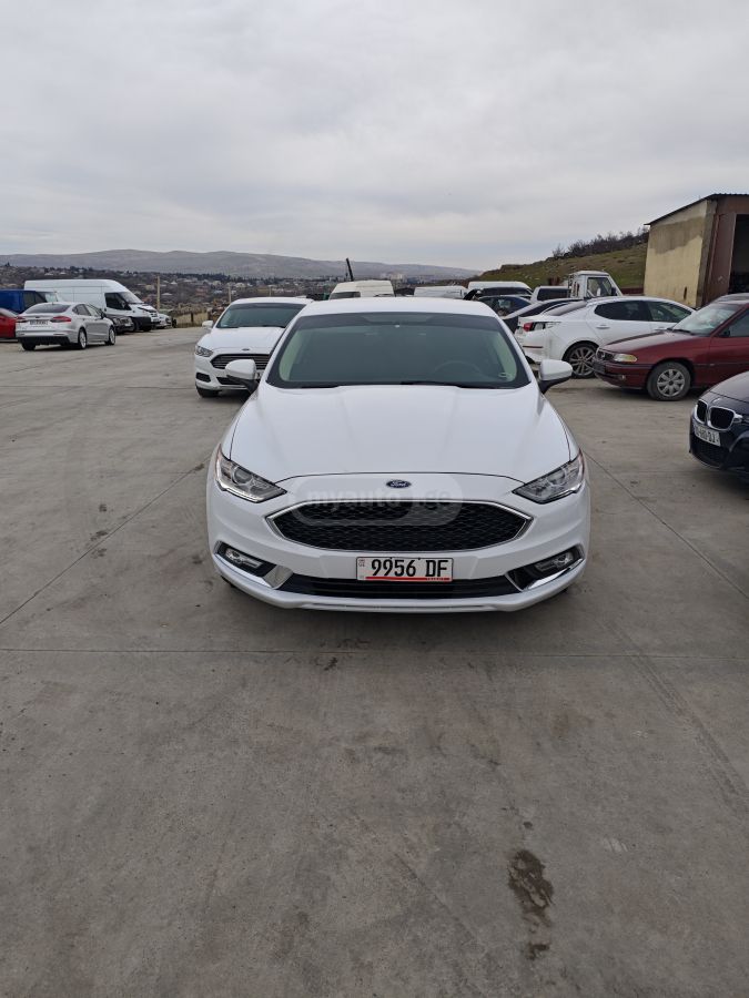 Ford Fusion - фото 15