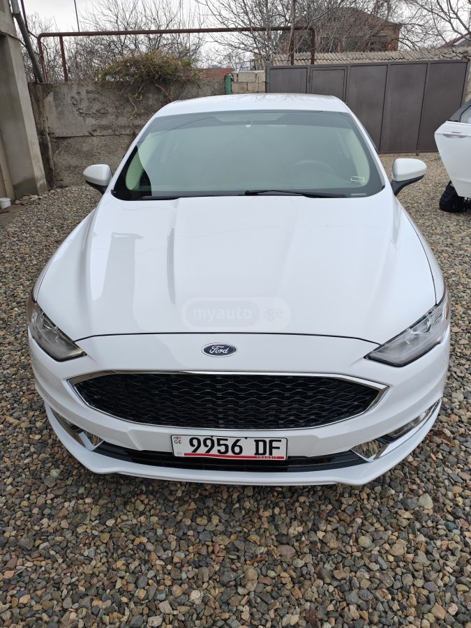 Ford Fusion - фото 3
