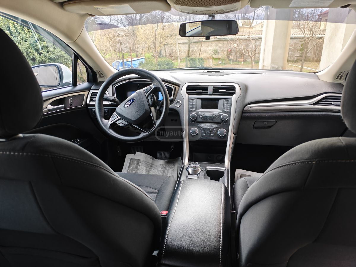 Ford Fusion - фото 8