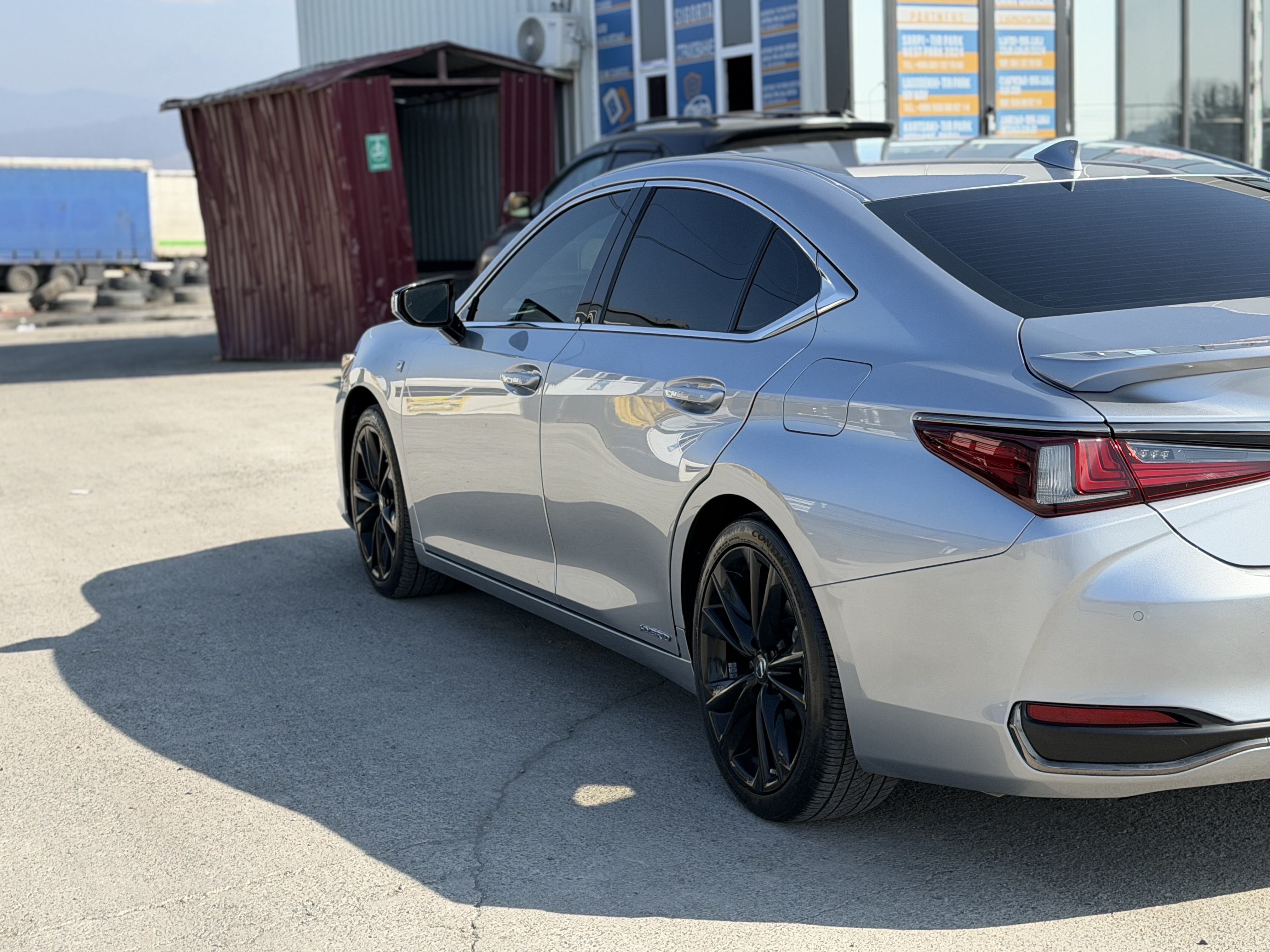 Lexus ES 300 - фото 8