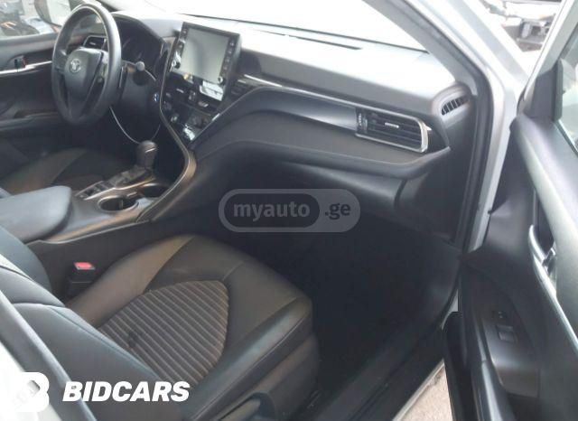 Toyota Camry - фото 5