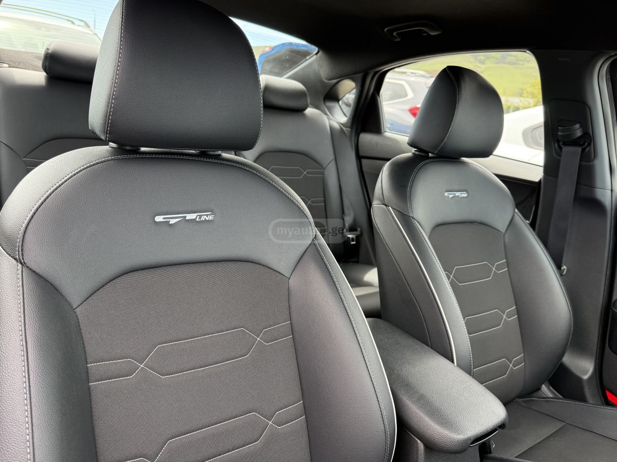 Kia Forte - фото 10