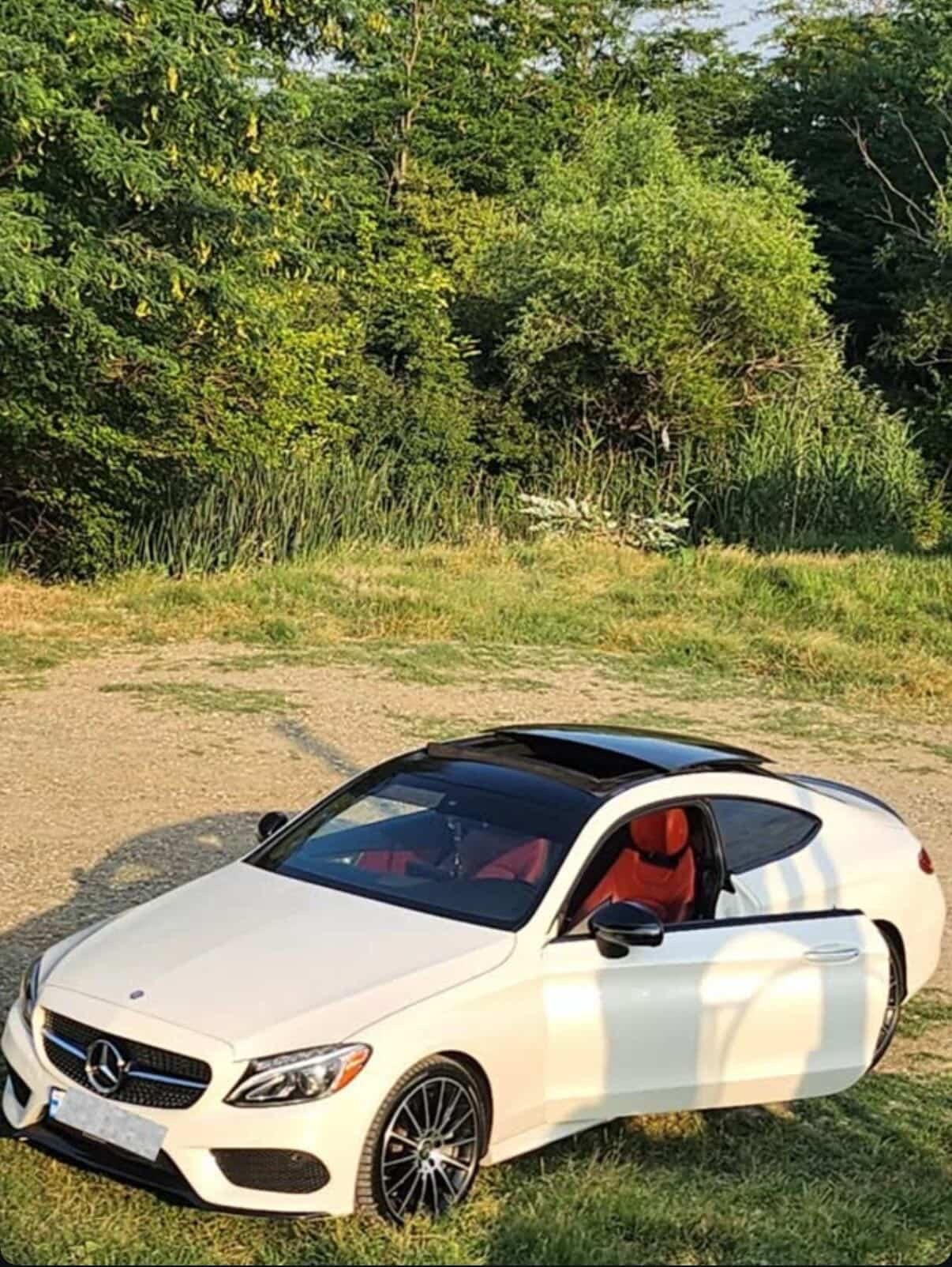 Mercedes-Benz C 300 - фото 1