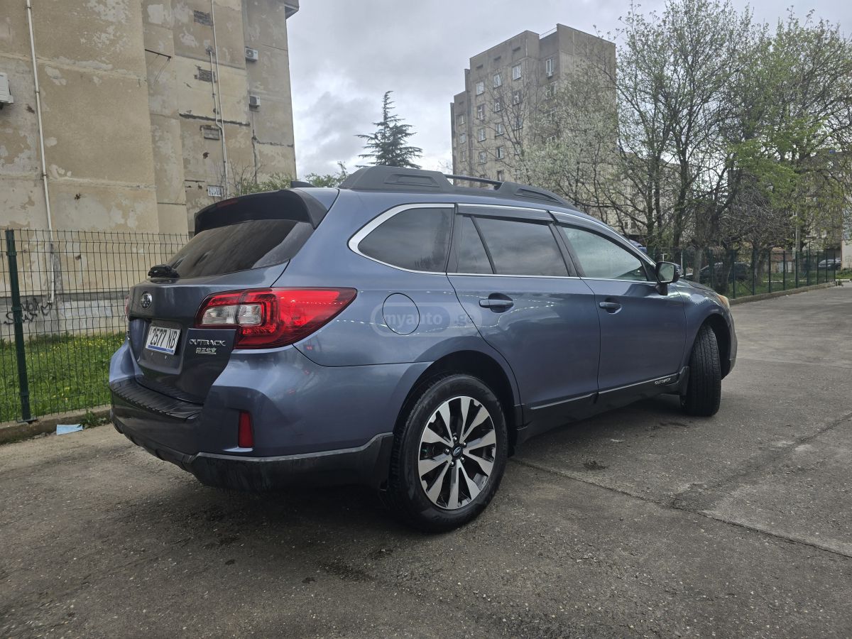 Subaru Outback - фото 4