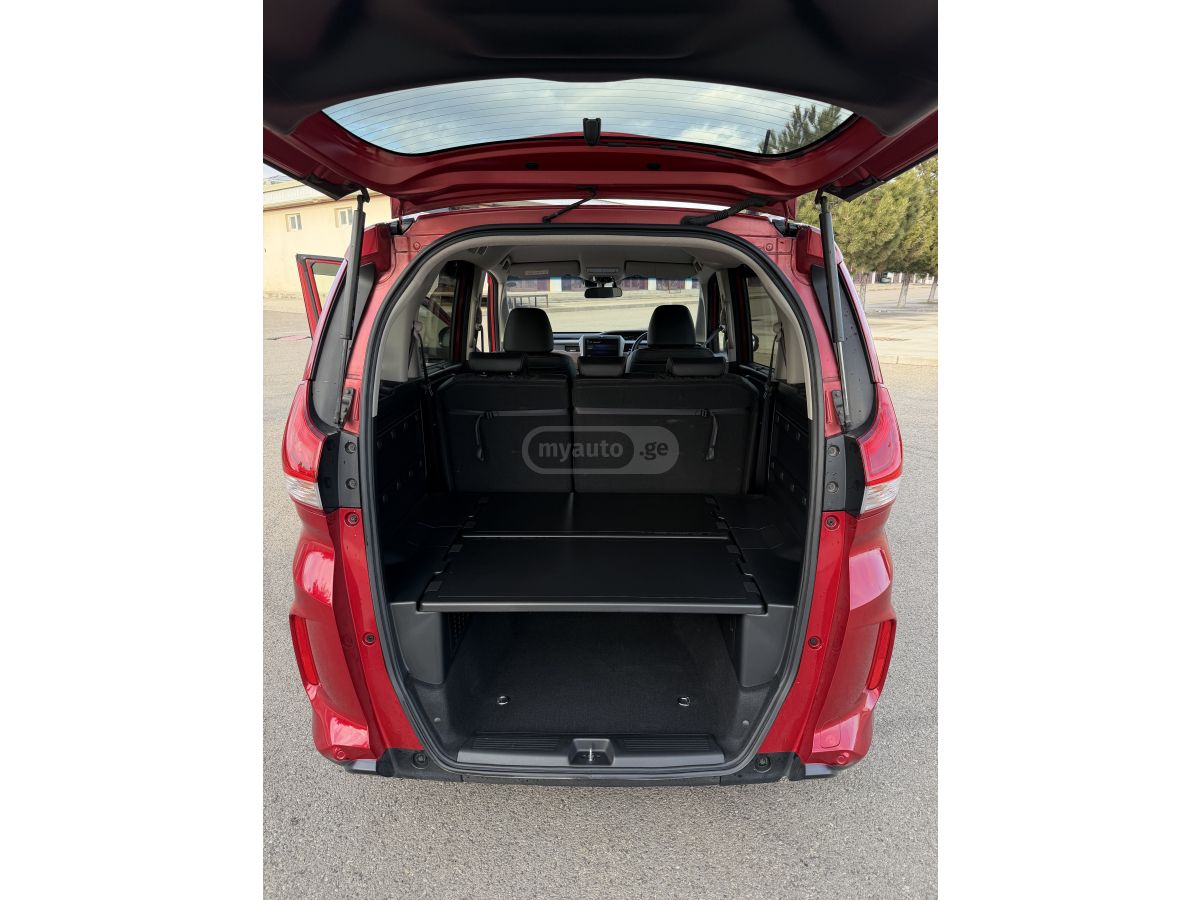 Honda Freed - фото 8