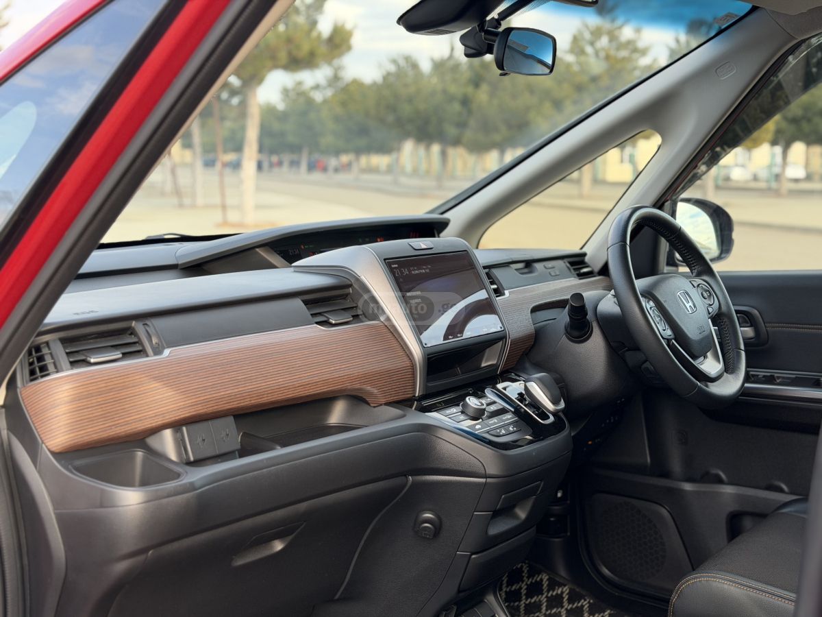 Honda Freed - фото 9