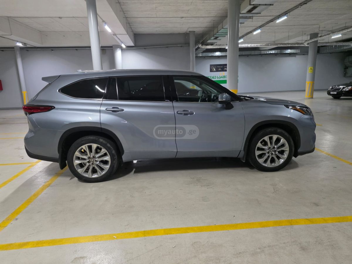 Toyota Highlander - фото 8