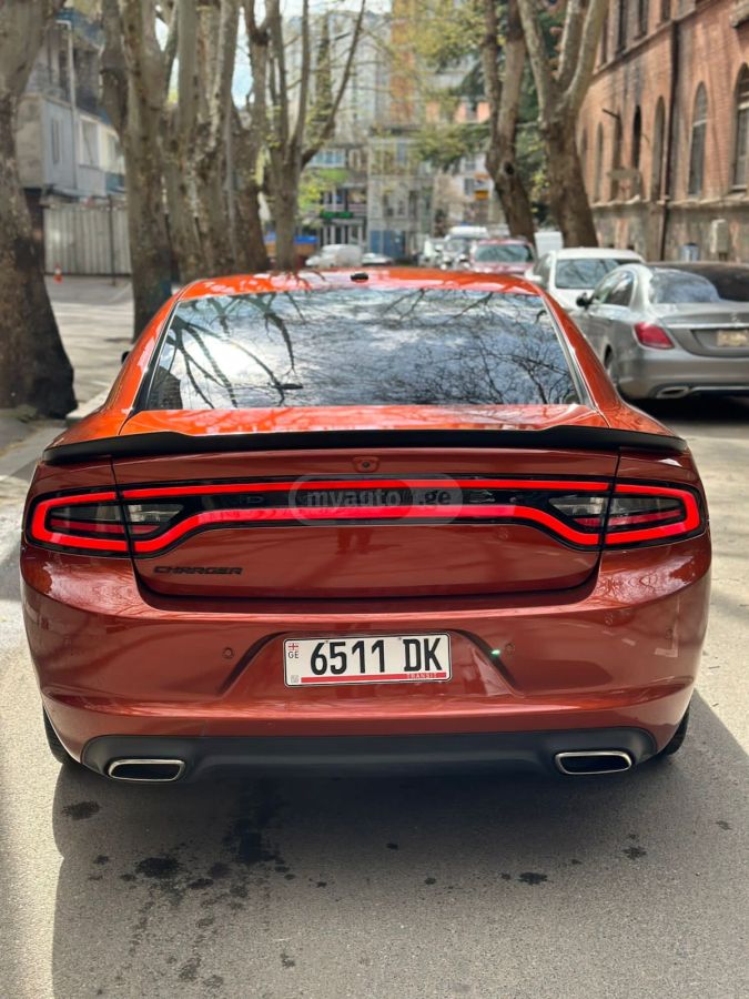 Dodge Charger - фото 4