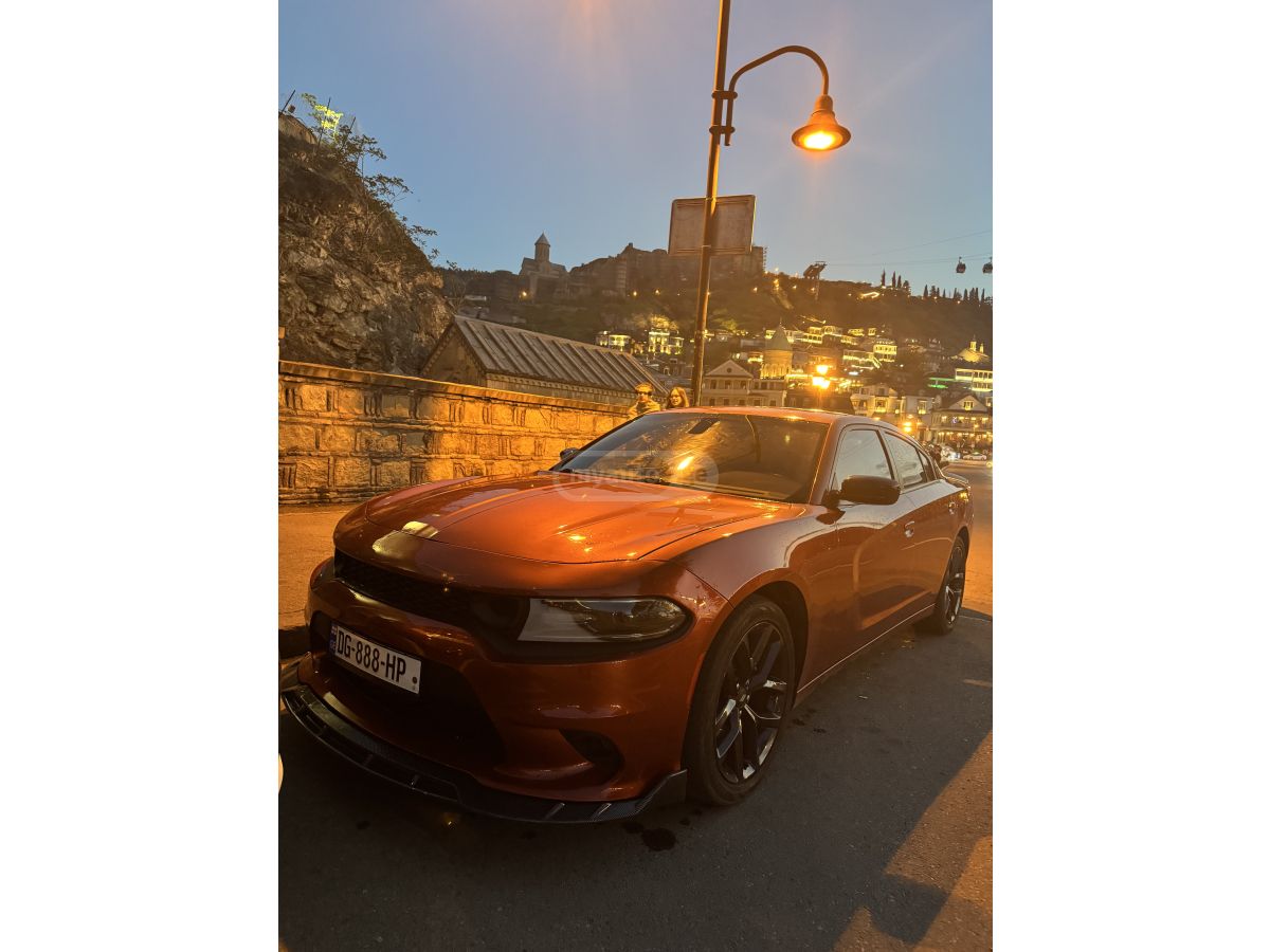 Dodge Charger - фото 6