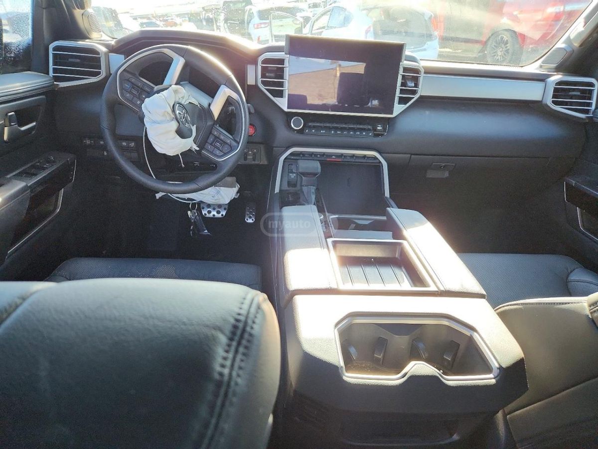 Toyota Tundra 2025 — миниатюра 8