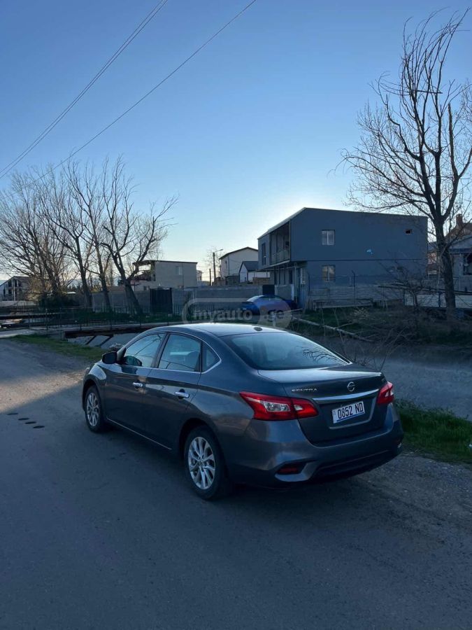 Nissan Sentra - фото 6