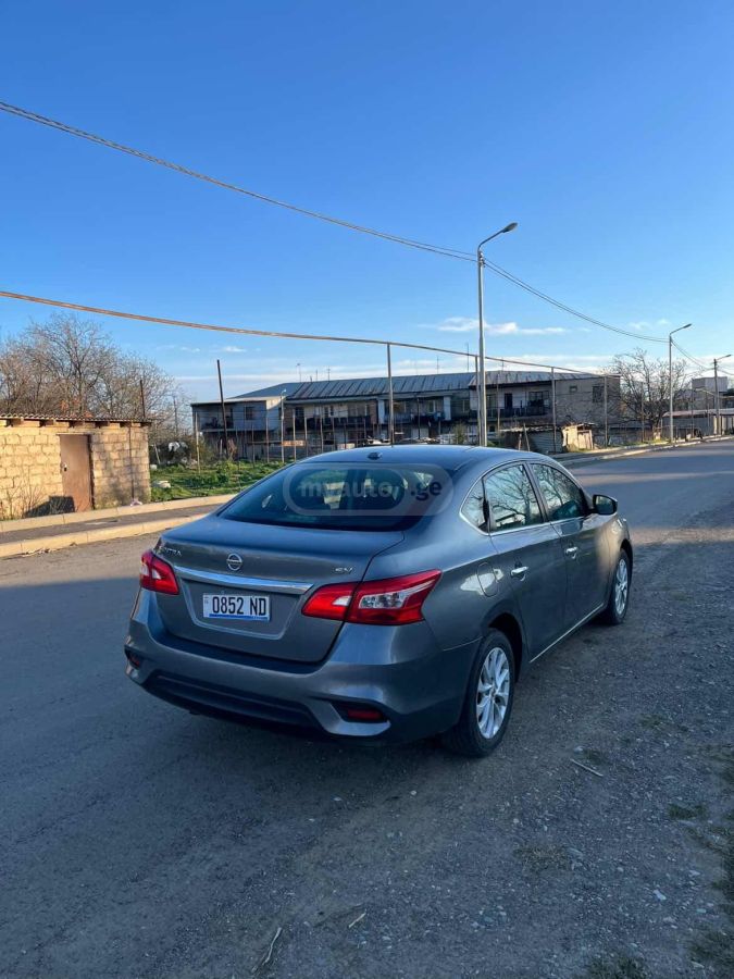Nissan Sentra - фото 8
